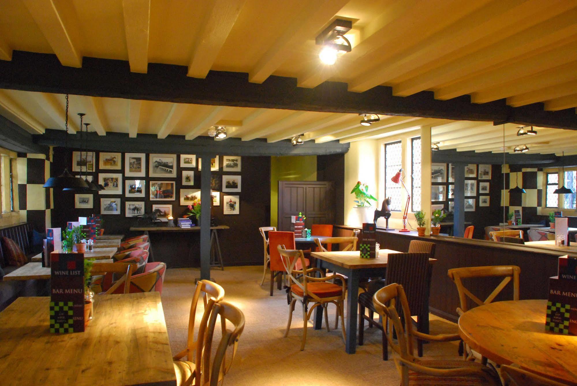 The Broadway Hotel Luaran gambar